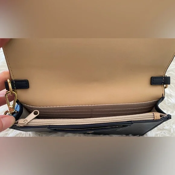 Nine West Navy Crossbody Purse / Wallet - Picture 6 of 8
